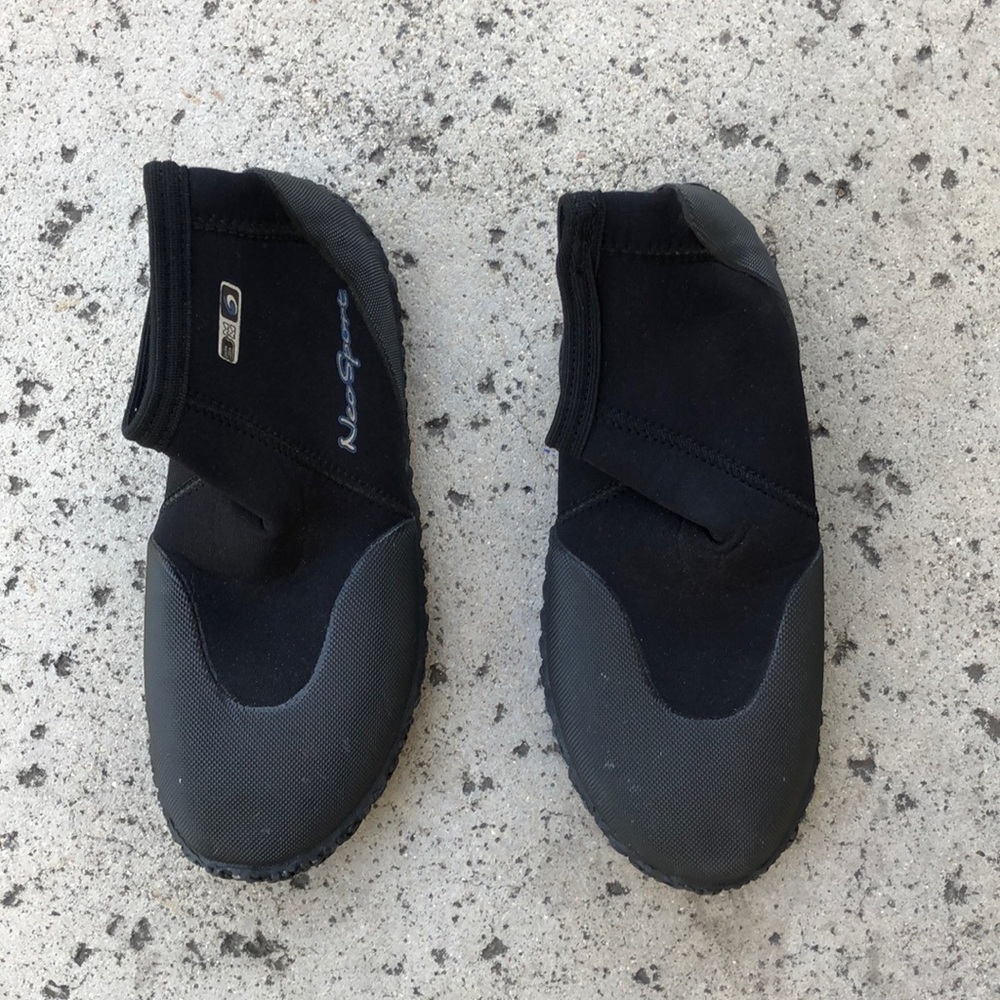 Surfing booties